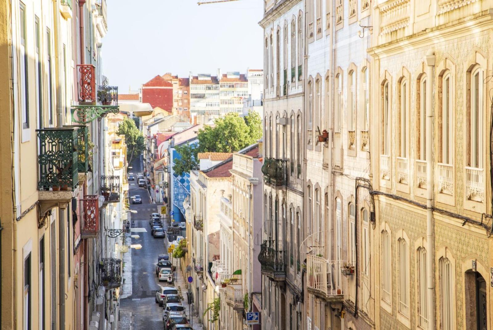 Feel Home In This Stunning Renovated Nest In Graca Lisboa Exterior foto